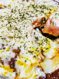 残ったカレーで焼きカレー風巣ごもり卵-レシピのメイン写真