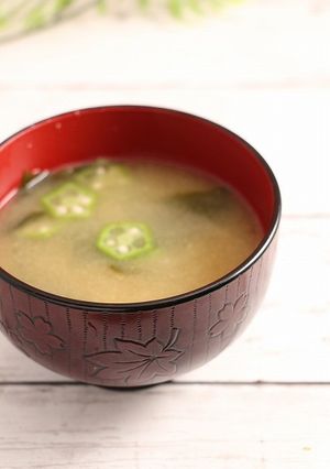 簡単！オクラとワカメのお味噌汁-レシピのメイン写真