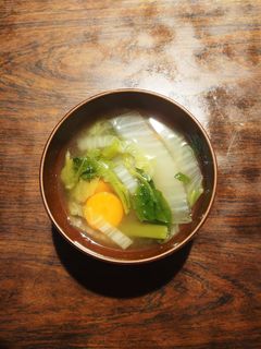 ツルムラサキと白菜&人参の味噌汁。-レシピのメイン写真