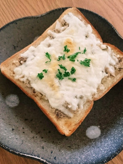 鯖缶で簡単!!さばチーズトースト♪-レシピのメイン写真