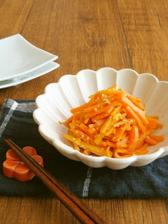 レンジで簡単☆にんじんのごまみそ和え-レシピのメイン写真