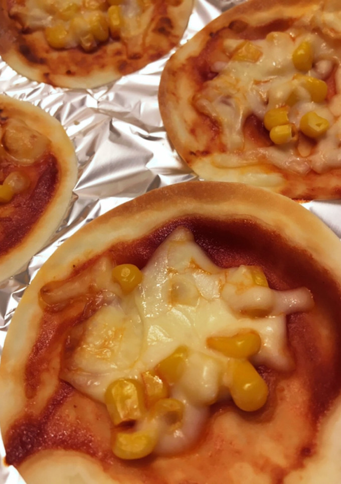 ＊簡単＊余った皮で！餃子の皮ピザ＊-レシピのメイン写真