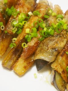 ナスと大葉の肉巻き♪ポン酢をからめて簡単-レシピのメイン写真