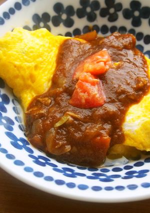トマトねぎオムレツ♪ビーフシチューかけ♪-レシピのメイン写真