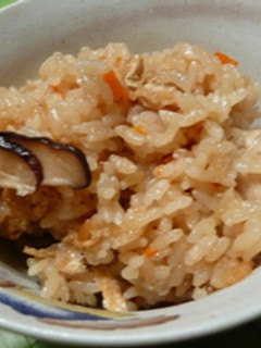 うま♪うま♪簡単炊き込みご飯-レシピのメイン写真