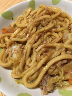 簡単!子供もパクパク食べちゃう焼きうどん-レシピのメイン写真