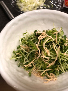 ベビースターで豆苗サラダ-レシピのメイン写真