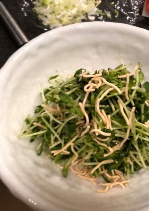 ベビースターで豆苗サラダ-レシピのメイン写真