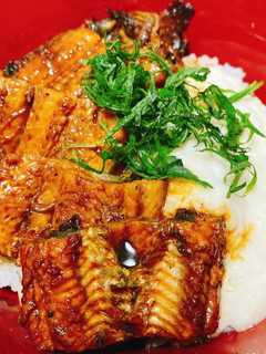 美味しい♡鰻とねばりっこのふわとろ丼-レシピのメイン写真