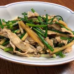 รูปของ ★簡単★花にら青椒肉糸