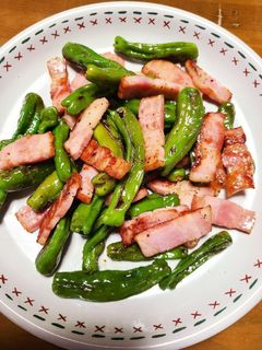 ししとうとベーコンの炒め物-レシピのメイン写真
