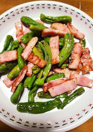 ししとうとベーコンの炒め物-レシピのメイン写真