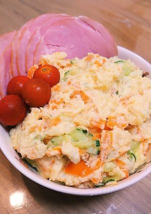 隠し味のあるポテトサラダ-レシピのメイン写真