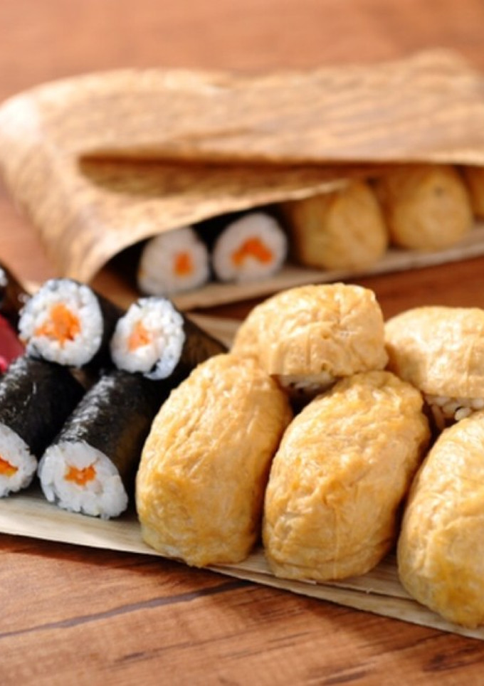 【昭和弁当】いなり寿司と海苔巻き弁当-レシピのメイン写真