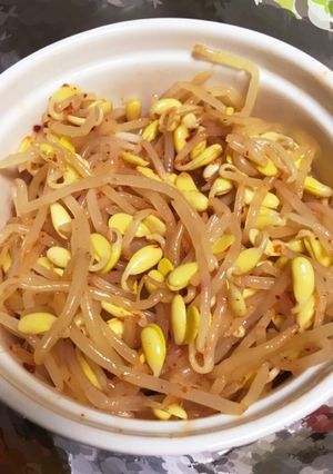 材料は3つだけ！豆もやしのキムチあえ-レシピのメイン写真