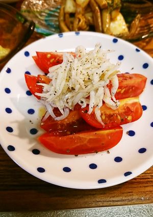 トマトとしらすのサラダ-レシピのメイン写真