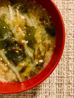 韓国のり☆もやし☆わかめのお味噌汁-レシピのメイン写真