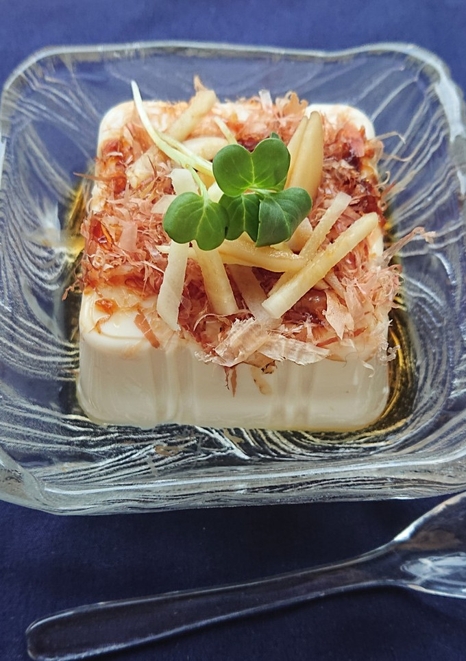 １分で簡単しょうがと削り節の冷やっこ-レシピのメイン写真