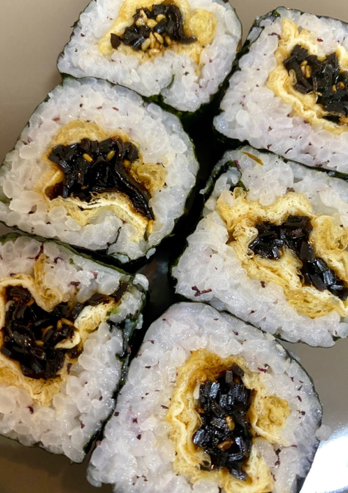 海苔巻きシリーズ！揚げゆかり昆布巻き！-レシピのメイン写真