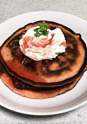 ピンク色のホットケーキ-レシピのメイン写真