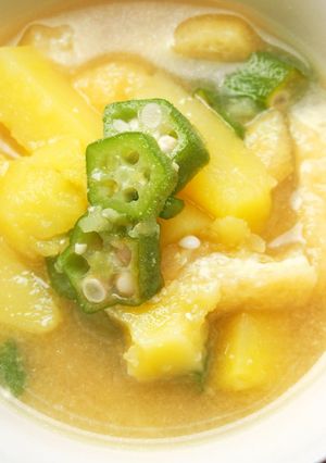 オクラとじゃが芋のお味噌汁♪-レシピのメイン写真