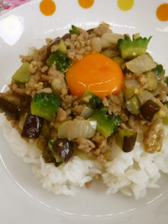 なすの肉みそ丼-レシピのメイン写真