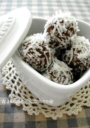 チョコバナナ♥ココナッツ♥ボール-レシピのメイン写真