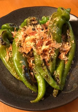 今日はシンプルに♪万願寺唐辛子を素焼きで-レシピのメイン写真