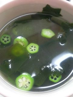 白だしでわかめオクラスープ-レシピのメイン写真