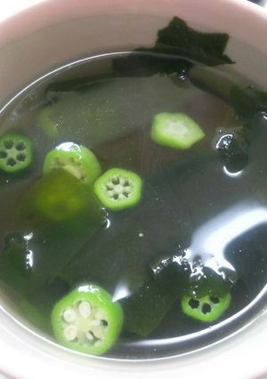 白だしでわかめオクラスープ-レシピのメイン写真