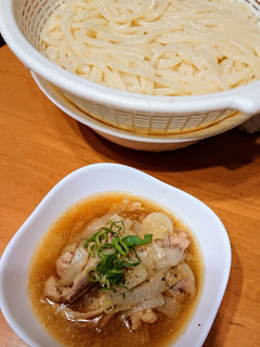鴨南蛮つけうどん風。とりももー。-レシピのメイン写真
