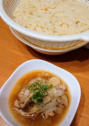 鴨南蛮つけうどん風。とりももー。-レシピのメイン写真