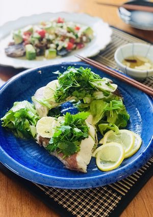レンジで簡単♪鯛のレモン蒸しエスニック風-レシピのメイン写真