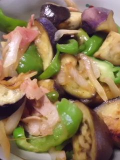 夏野菜とベーコンのポン酢醤油炒め-レシピのメイン写真