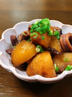 イカとじゃがいもの煮物 *☻*-レシピのメイン写真