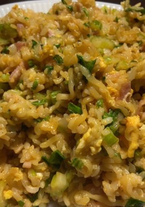 辛ラーメンアレンジ★キム家のセロリ炒飯-レシピのメイン写真