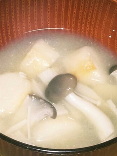 簡単!風味豊か!茸と焼き麩の味噌汁-レシピのメイン写真