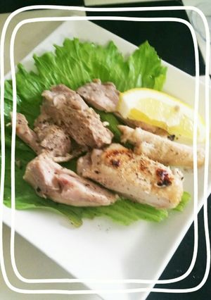 レタス外葉や廃棄野菜で鳥もも塩麹蒸し焼き-レシピのメイン写真