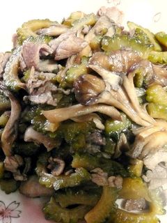 ゴーヤと舞茸のオイスターソース炒め-レシピのメイン写真
