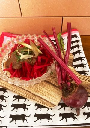 絶品♡生ビーツの柚子胡椒酢味噌和え-レシピのメイン写真