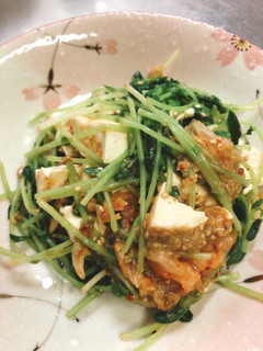 豆腐と豆苗のキムチ和え-レシピのメイン写真