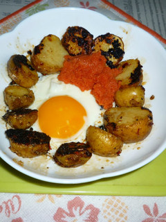 男爵+辛子明太子載せ目玉焼きのタパス-レシピのメイン写真