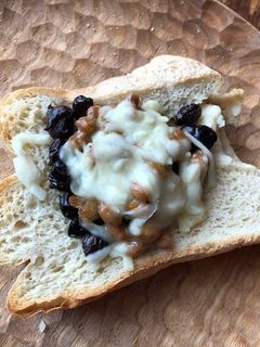 納豆と黒豆トースト-レシピのメイン写真