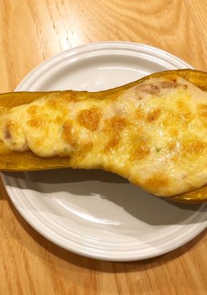 バターナッツかぼちゃボートグラタン-レシピのメイン写真