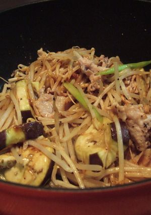 簡単ヘルシー❤豚肉ともやしのカレー蒸し-レシピのメイン写真