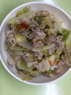 【保育園給食】豚バラのピリ辛丼-レシピのメイン写真