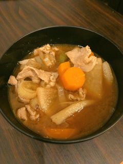 食材使い切り!具沢山豚汁の基本の作り方-レシピのメイン写真