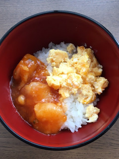 冷凍エビチリ使用、簡単エビチリ丼-レシピのメイン写真
