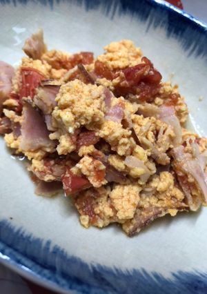 トマトとベーコンのふんわり卵とじ-レシピのメイン写真