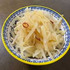 รูปของ じゃがいものシャキシャキピリ辛炒め